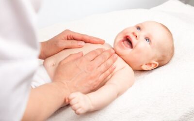 Massage bébé, quels sont les bons gestes à adopter ?